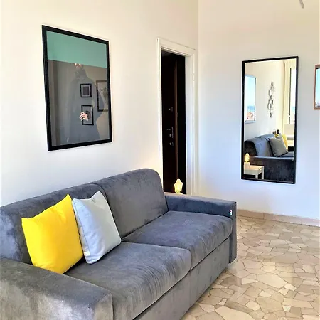 Apartament Bright With Balcony - Visconti 14